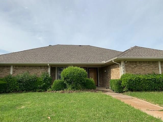 1st image of 2225 Teakwood Ln
