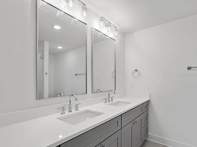 2036 Maple View Ln — Photo 20