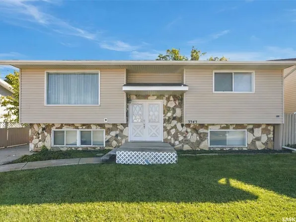 3343 Fairlight DRIVE, Saskatoon, SK S7M 4N1