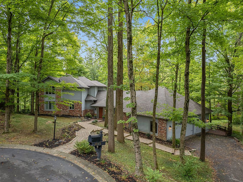 1st image of 8823 Woodacre Ln