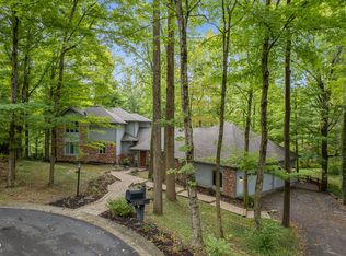 8823 Woodacre Ln, Indianapolis, IN