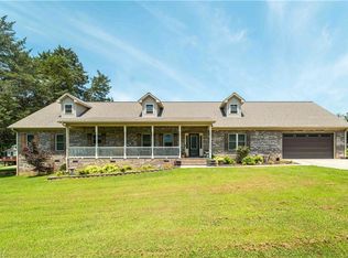 310 Pauline Dr, Lexington, NC 27295