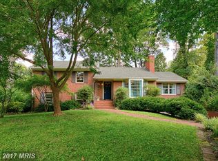 6452 Queen Anne Ter, Falls Church, VA 22044