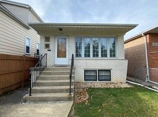 5018 S Luna Ave, Chicago, IL 60638