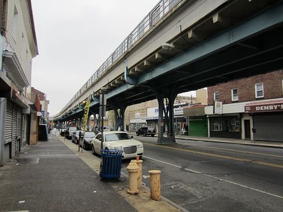 2nd image of 4433 Frankford Ave
