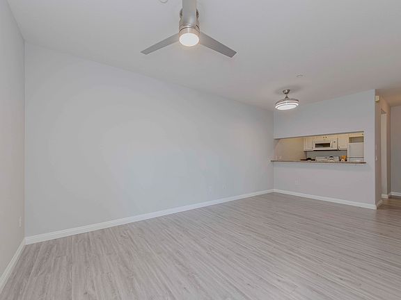 4th image of 208-3120 W Sepulveda Blvd