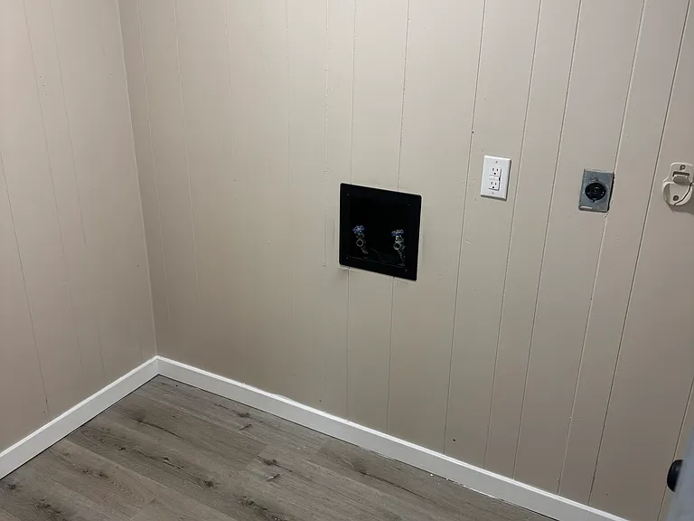 103 Avenue G #103B — Photo 4