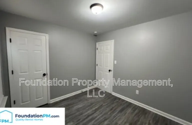 605 Howard Dr — Photo 11