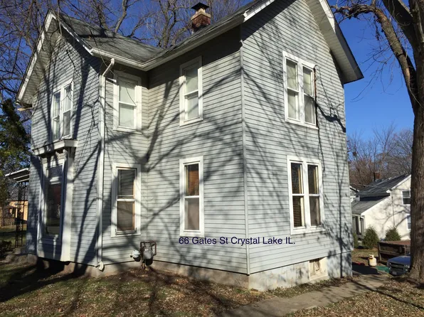 66 Gates St, Crystal Lake, IL 60014