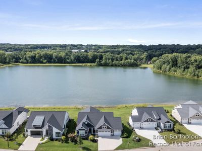 2930 Isle Water Dr, Belmont, MI, 49306