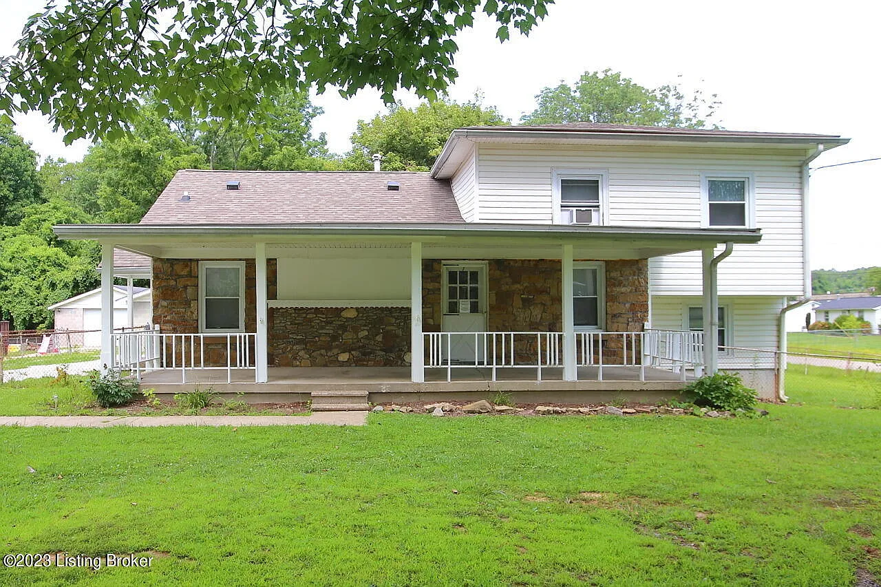10802 Harrison Ln photo 1