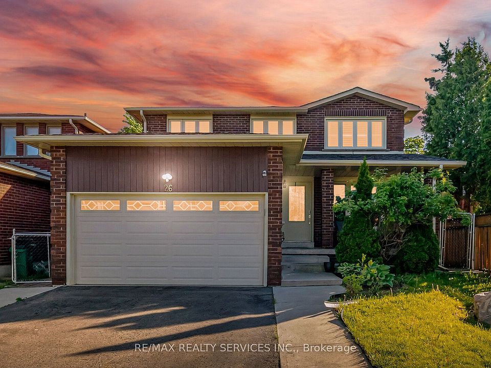 1st image of 26 Sunforest Dr