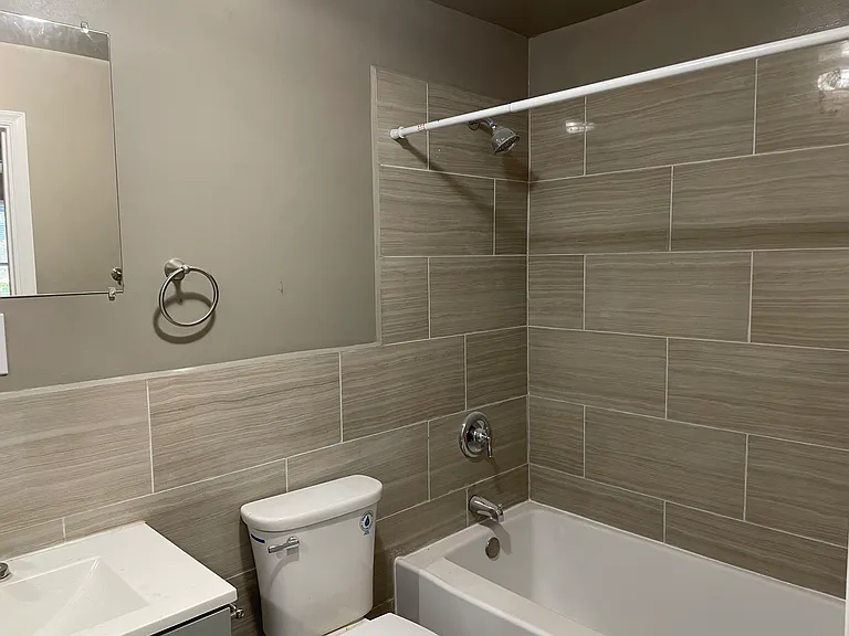 10134 Guilford Rd — Photo 12