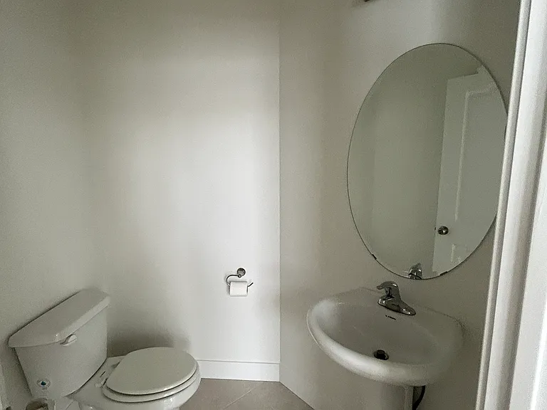 1618 W Quailhill Rd — Photo 12