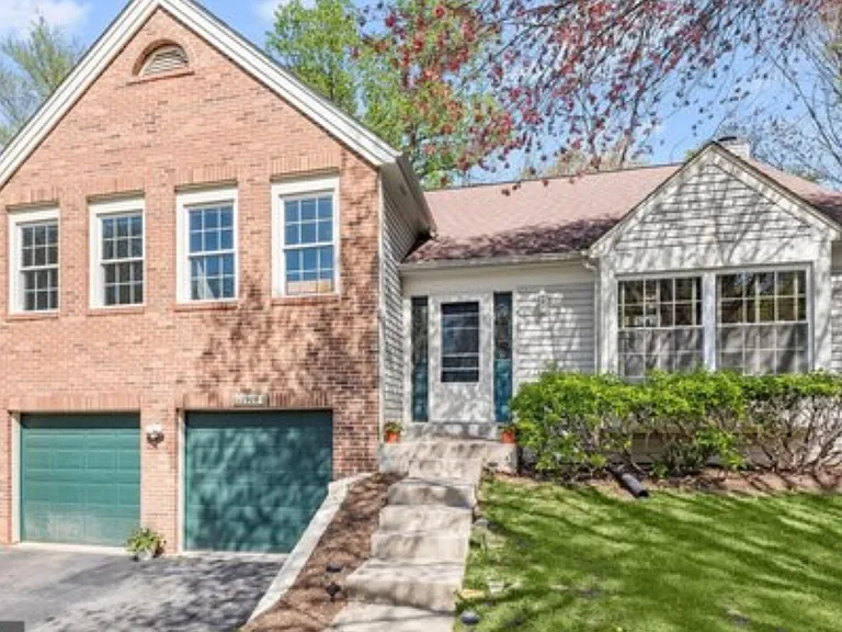 12909 Summer Hill Dr — Photo 1