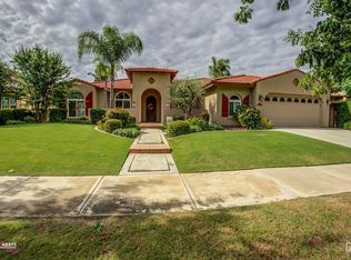 10907 Bardon Hill Dr, Bakersfield, CA 93312