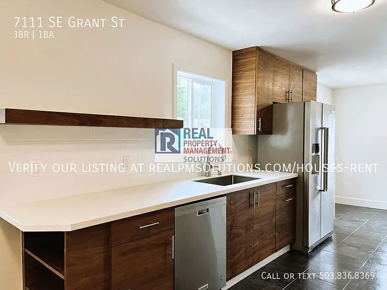 7111 SE Grant St — Photo 14
