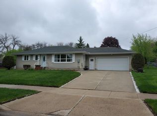 2106 2nd Ave NW, Austin, MN 55912