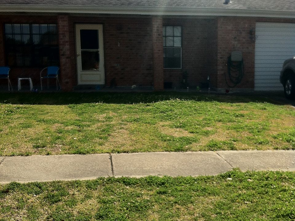 1st image of 114 Westwood Dr