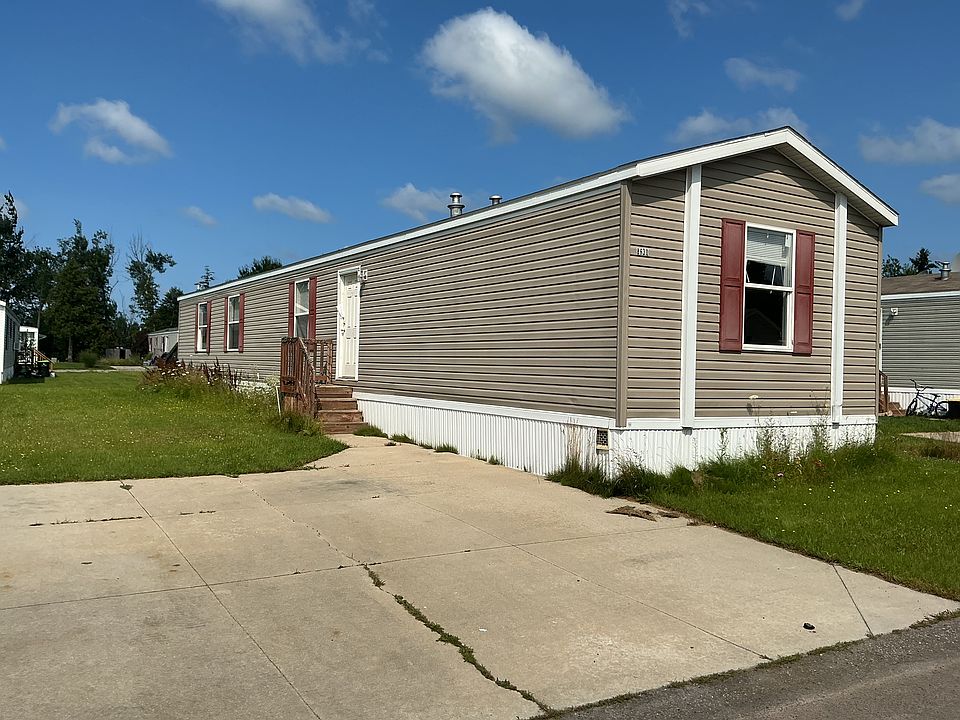 2nd image of 8630 Park Way Lot 79P
