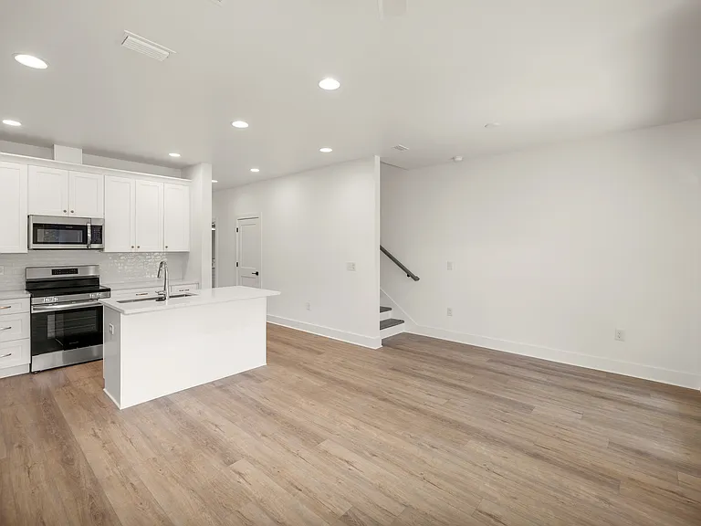 608 Fir Ave — Photo 7