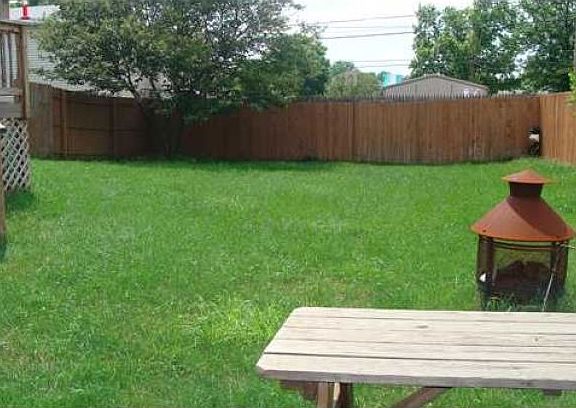 4th image of 11310 Emily St
