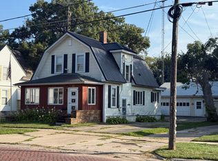 503 E Main St, Morrison, IL 61270