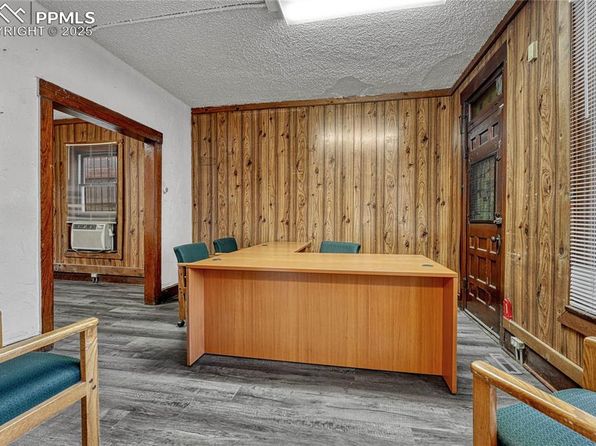 denver-colorado-444454095 picture