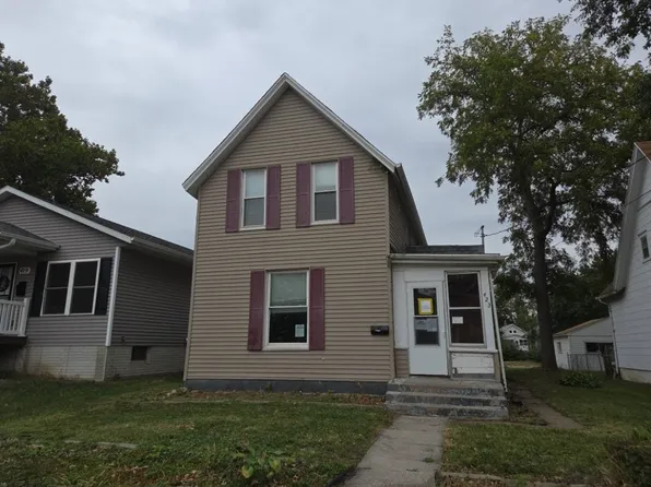 423 S Lincoln Ave, Davenport, IA 52802