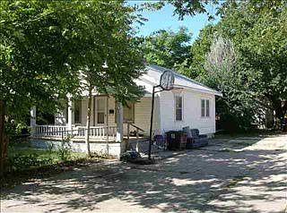 2nd image of 1703 N Emporia Ave
