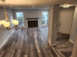 10 Banbury Ct, Southampton, PA 18966