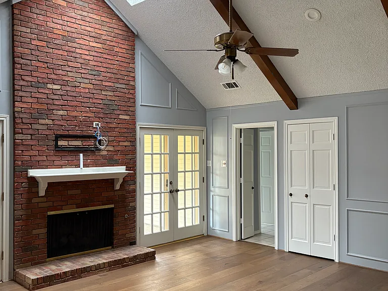 2738 Hickory Bend Dr — Photo 2