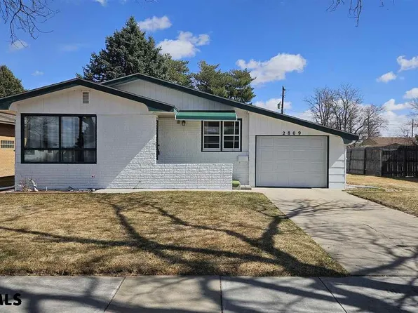 2809 Dineen Ave, Scottsbluff, NE 69361