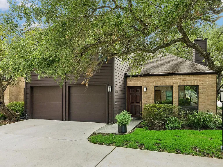 4213 W Alabama St — Photo 1