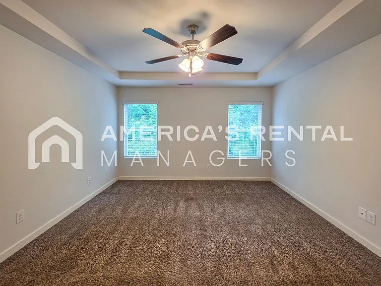 680 The Heights Ln — Photo 40