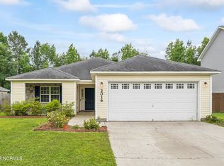 2016 W Wt Whitehead Dr, Jacksonville, NC 28546