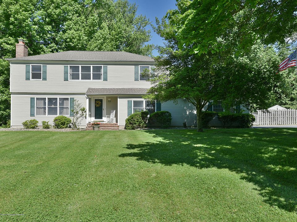 1st image of 22 Nedshire Dr