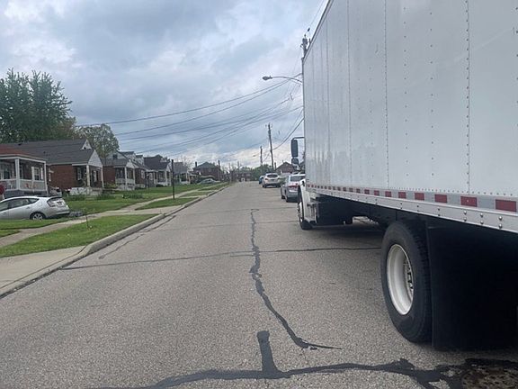 4th image of 3966 Carrie Ave