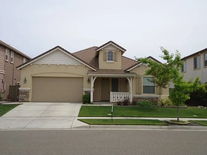 3845 Isabella St photo 1