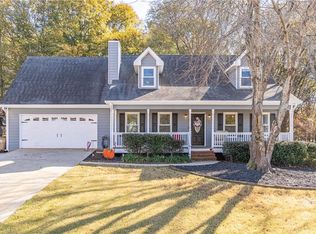 867 Windward Rd, Winder, GA 30680