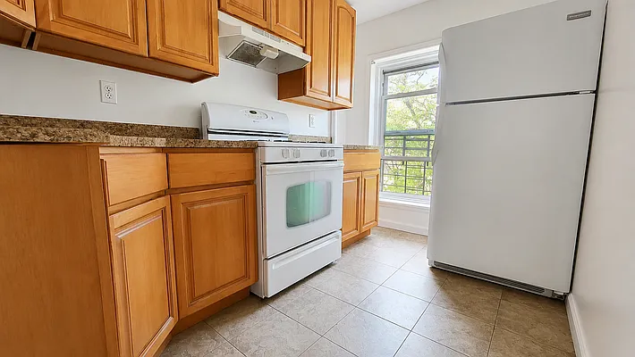 Kitchen, photo 1