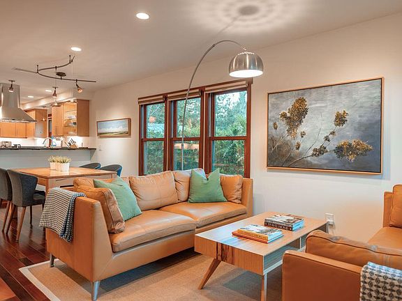 2nd image of 309 S Signal St