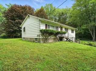 580 Van Burenville Rd, Middletown, NY 10940