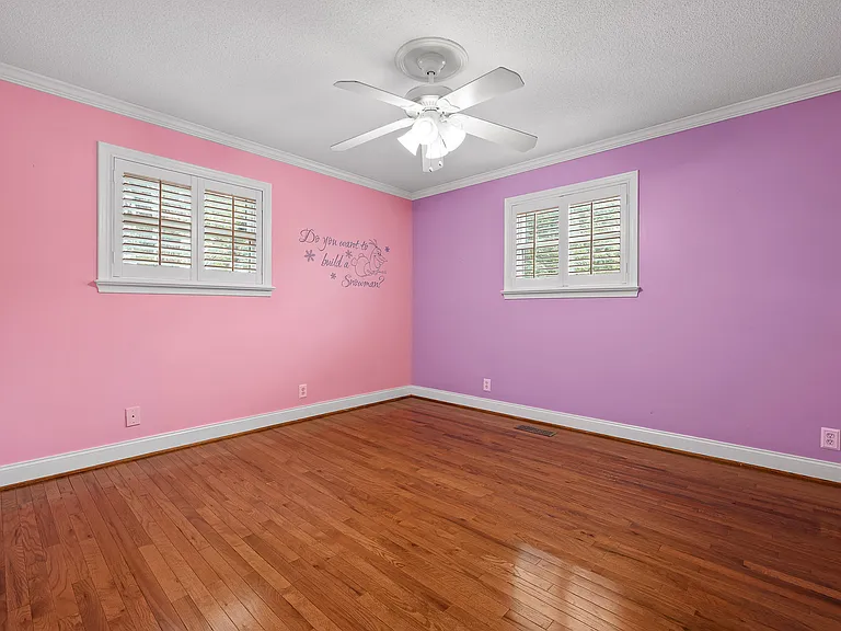 3443 Shadowlawn Dr — Photo 17