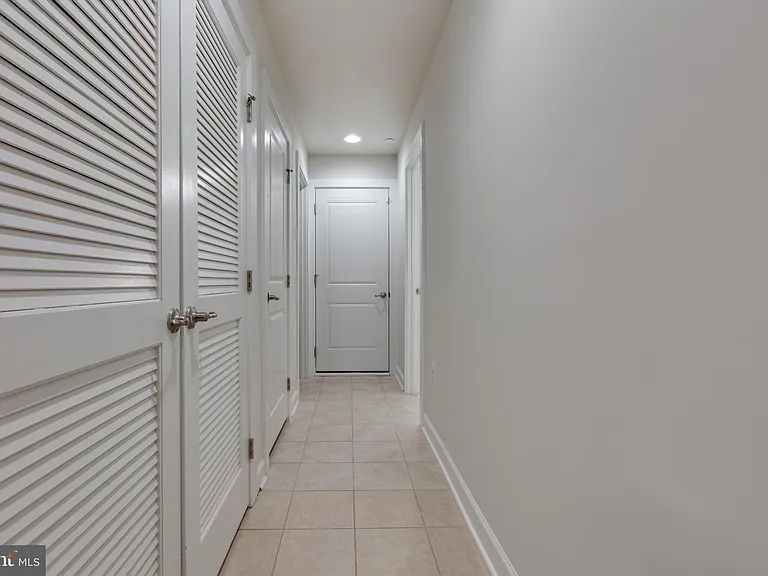 7311 Taylors Hill Ln — Photo 42