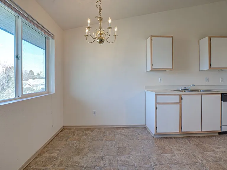 #294 FIELDSTONE APARTMENTS — Photo 7