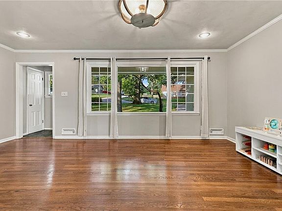 4th image of 8025 Dearborn Dr