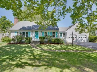 14 Starbrook Dr, Barrington, RI 02806