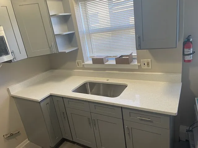 14608 Keystone Ave — Photo 3