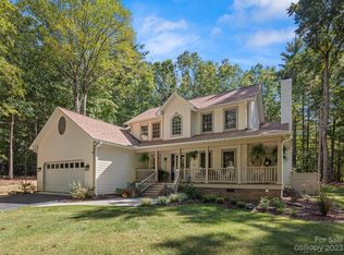 2 Waldrup Trce, Fletcher, NC 28732